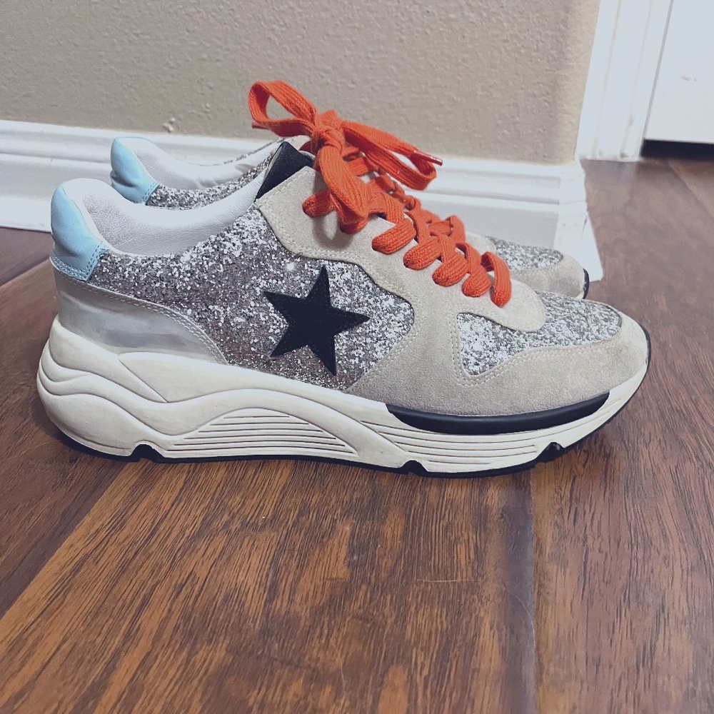 White Raven glitter star sneakers size 8